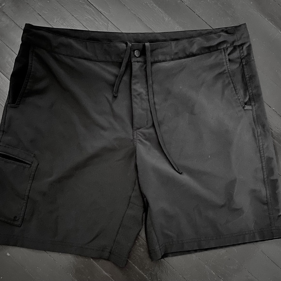 Magellan Outdoors Other - Magellan fishing shorts with drawstring